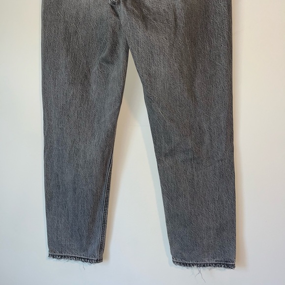 American Eagle Ripped Mom Jean in Smoked Gray 6 - Picture 10 of 16